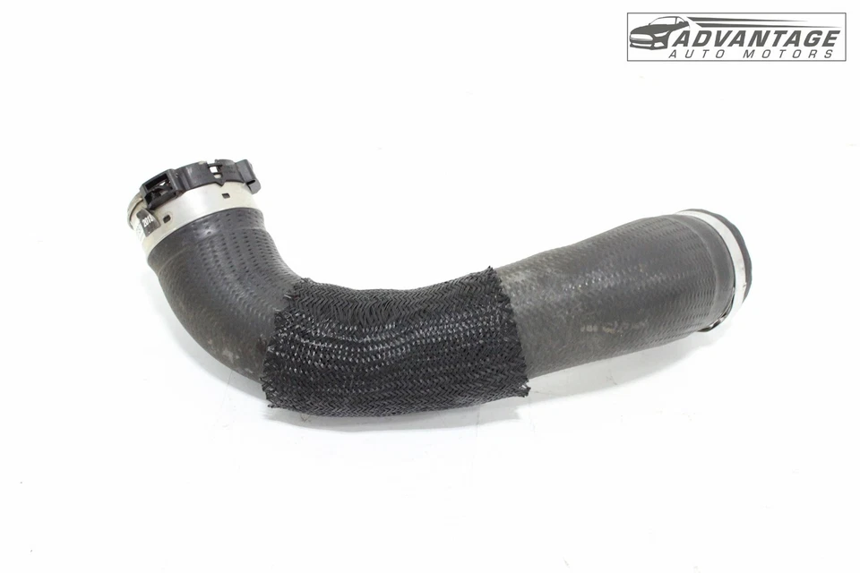 Cadillac CTS 2014-2019 motor 2,0 L intercooler entrada aire manguera tubo OEM Foto 3 de 4