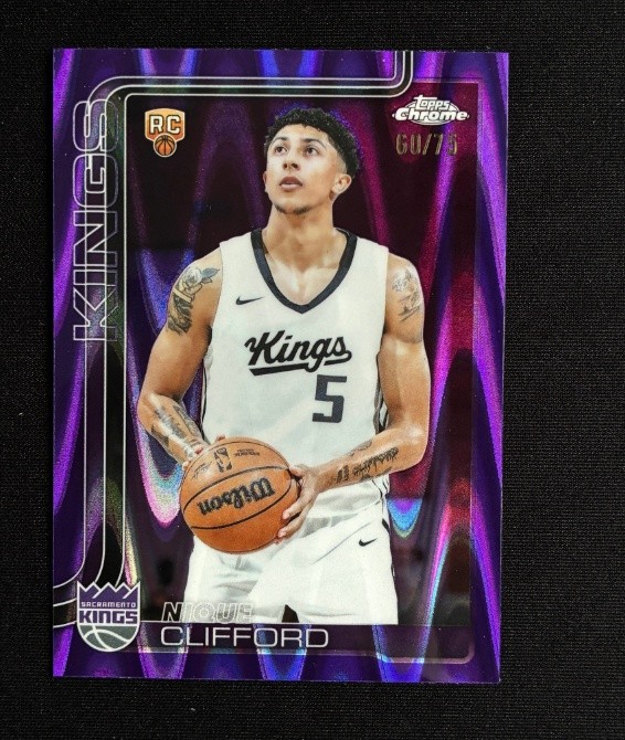 Nique Clifford 2025-26-Topps Chrome RC Purple Raywave 60/75 #274