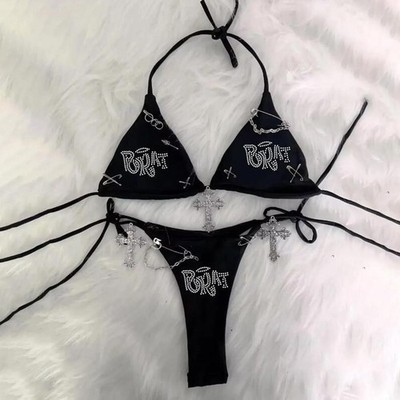 Lässiger einfarbiger Bikini-Badeanzug mit hängendem Ausschnitt für Frauen Url