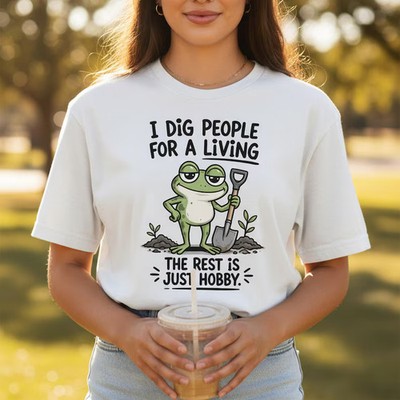Funny Frog Gardener Comfort Tee Dig People Toad Plant Lover Humor Gift