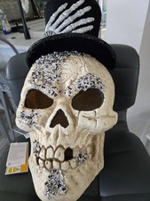 Halloween Light Up Skull Head Black Top Hat Silver Skeleton Hand 18" NWOB 3 x AA