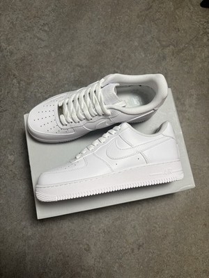 Nike Air Force 1 '07 AF1 Triple White Unisex Sneaker Leder EU 43