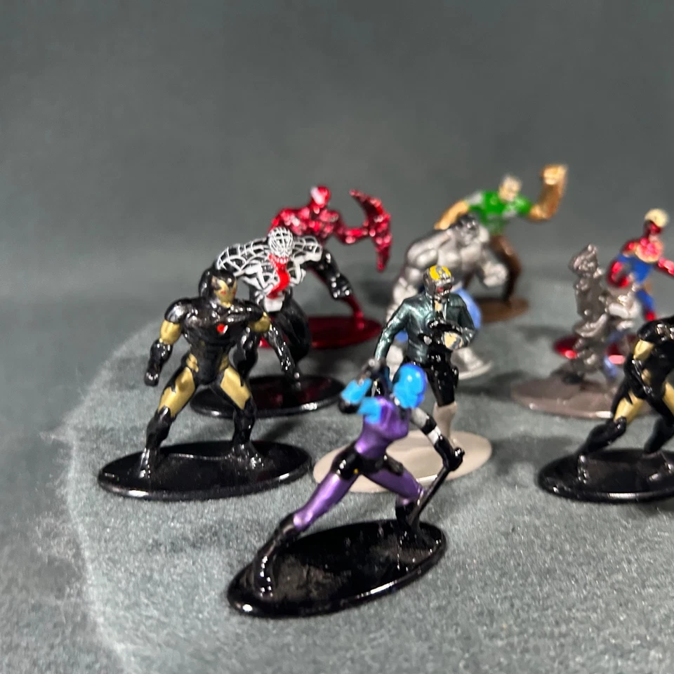 Lote de figuras de metal fundido a presión de Nano figuras de Marvel Carnage Venom Hulk Sandman Foto 3 de 4