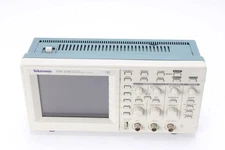 Tektronix TDS210 2-Channel Digital Real Time Oscilloscope 60MHz 1GS/s W/ TDS2MM