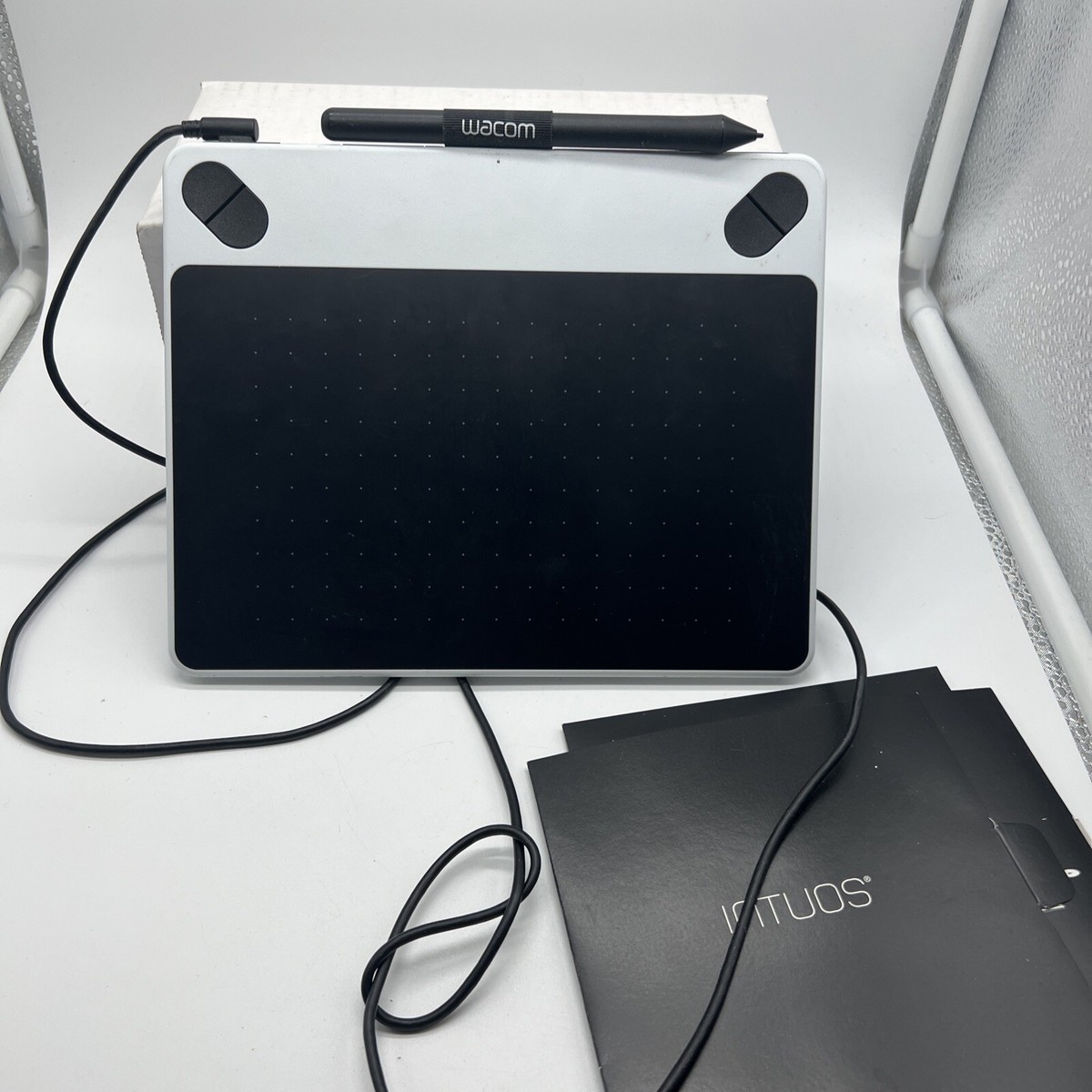 Wacom INTUOS Pen Tablet Model CTL-490 | eBay Wacom INTUOS Pen Tablet Model CTL-490 | eBay