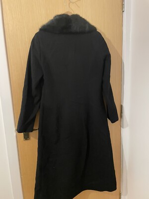 Preceis Pettiete cashmere wool blend black Long coat , Faux fury colar Size 8
