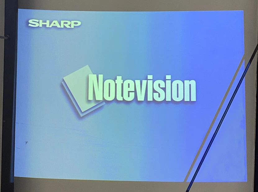 Sharp PG-M25X Notevision DLP Portable XGA Projector 1900 Lumens No Remote - Image 2 of 4