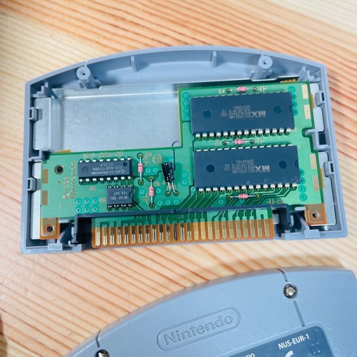 Conker's Bad Fur Day Nintendo 64 THQ Platform Fighting videogioco solo cartuccia - Foto 6 di 7
