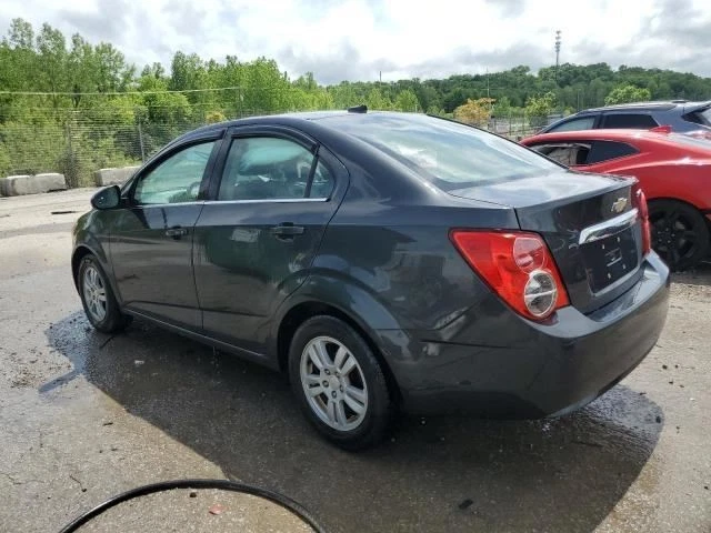 Chevrolet Sonic 2014 usado ventilador de radiador conjunto de motor 1,8 L 73000 millas Foto 2 de 4