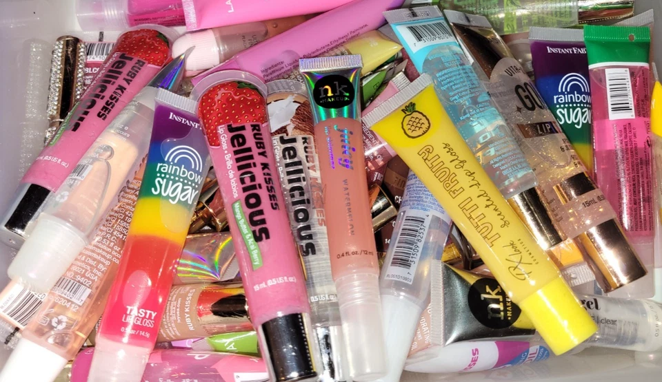 Ruby Kisses Broadway Vita-Lip gloss, Lipgloss bundles, Women lipgloss - Image 3 of 4