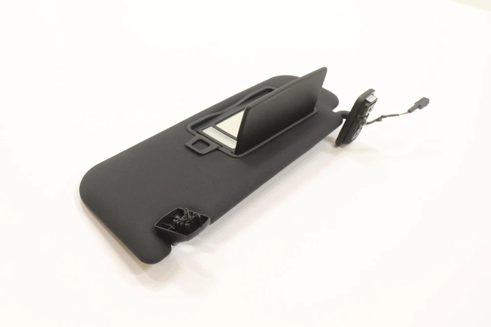 Parasol Jaguar XF 2024 izquierda T4a10554pvj 4u5a00014ab Foto 3 de 4