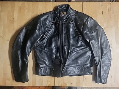Men's Vanson Leather Avenger black jacket  size 46 Like Perfect Condition 