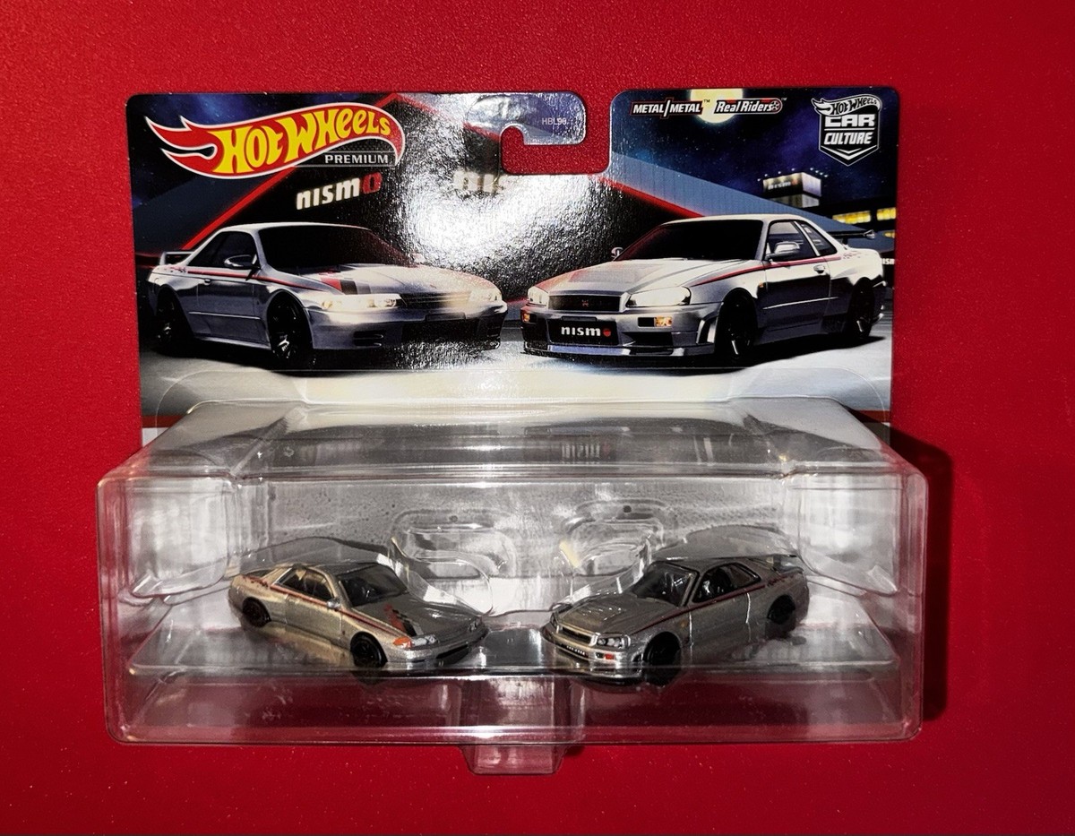 Hot Wheels Premium 2 Pack HCY75 Nissan Skyline GT-R (BNR32