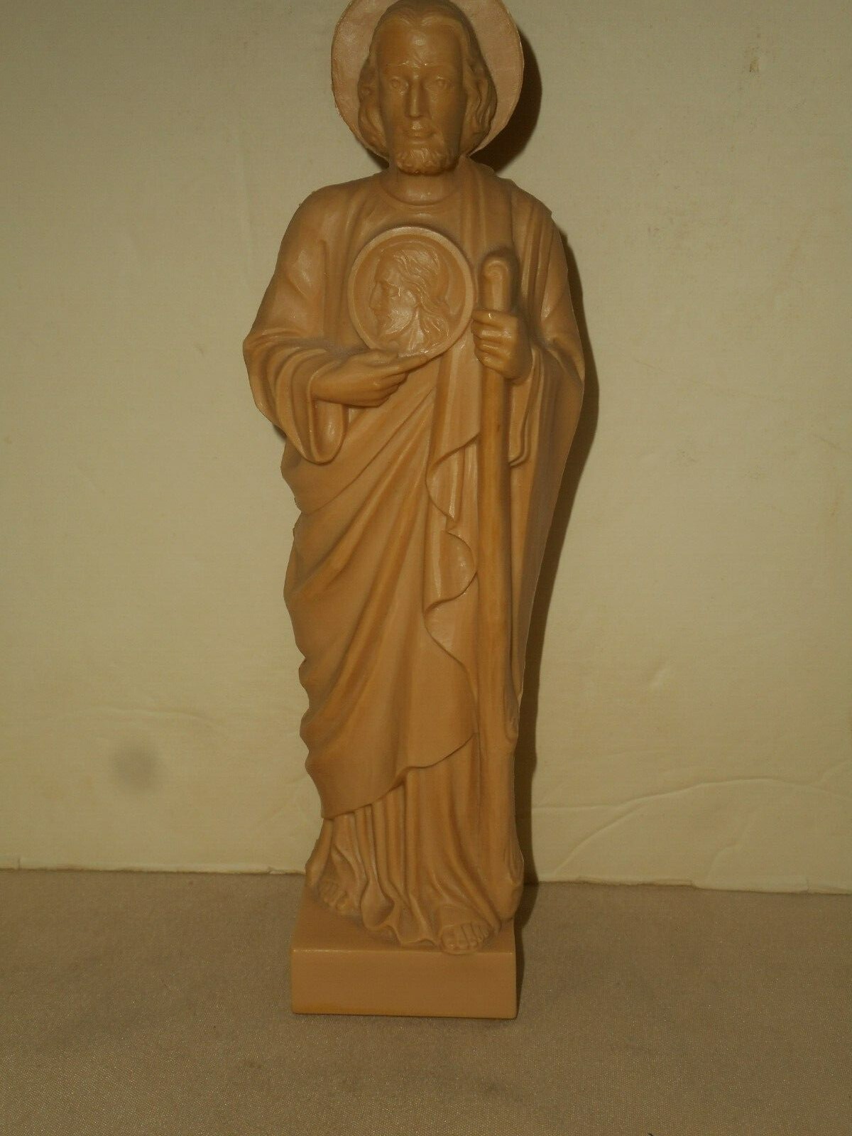 Picture 3 of 12
