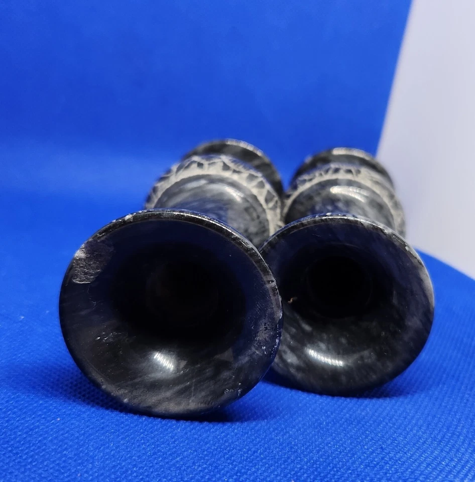 Jarrones Bud de piedra de mármol años 50 grabados grabados mármol negro y gris (2) vintage  Foto 4 de 4