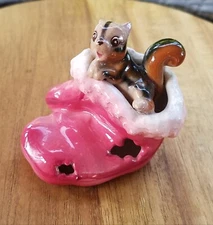 Vintage Kitsch Chipmunk/Squirrel in Pink Mitten/Glove Figurine Napco