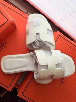 Hermès Women's White Leather Slide Sandals Slip-On Solid, Size 8 M