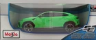 LAMBORGHINI URUS SUV GREEN 1:18 byY MAISTO 1:18 FREE SHIPPING BRAND NEW IN BOX