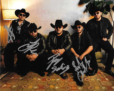 * GRUPO FRONTERA * signed 8x10 photo * PAYO SOLIS * EL COMIENZO * COA *