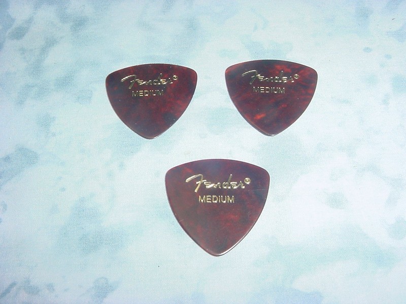 NOS Lot of 3 Fender Classic Celluloid Guitar Picks / Medium / Shape #346 / NEW