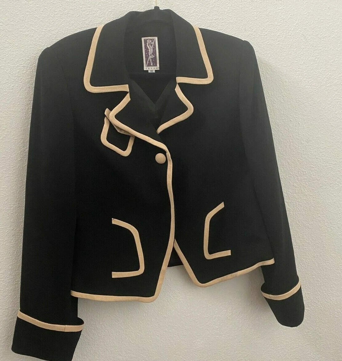 black blazer with shoulder pads