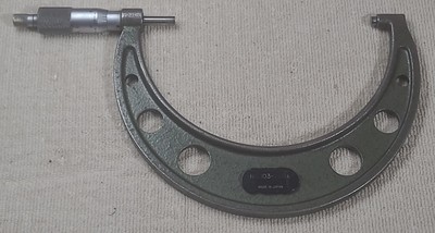 MITUTOYO NO. 103-220A MICROMETER 5-6'' .0001'' Resolution W Carbide Faces