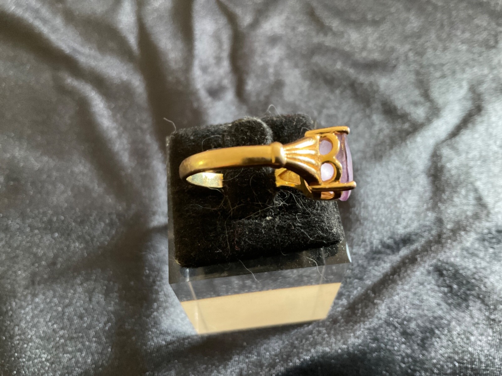 Picture 2 of 4