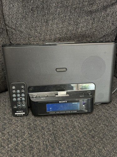 Sony ICF-CS15iP Ipod/Iphone Speaker - Picture 2 of 4