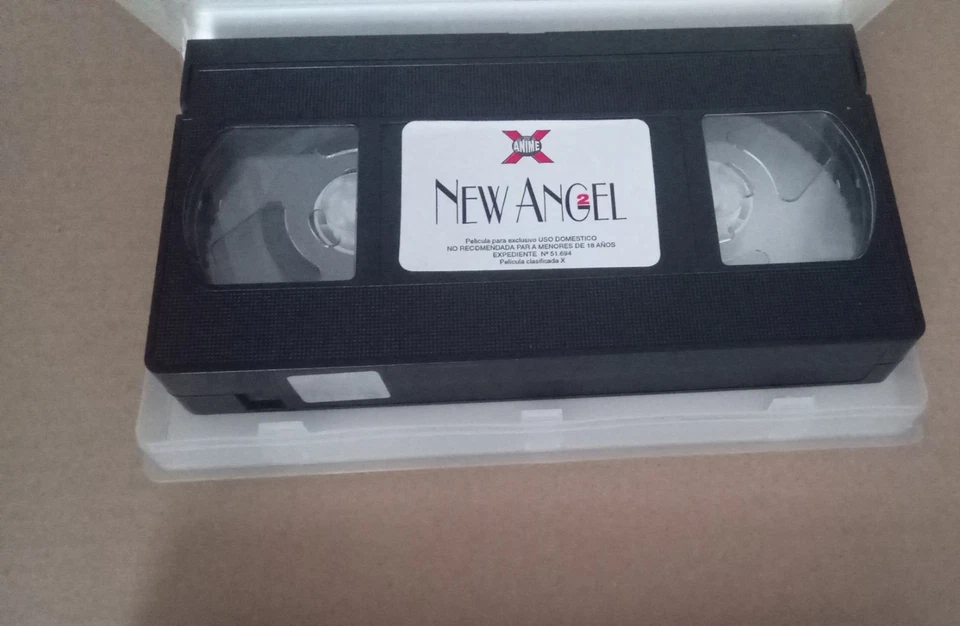 VHS Kassette - New Angel 1-2 - Anime/Manga - in Spanisch ohne Untertitel - RAR! - Bild 4 von 4