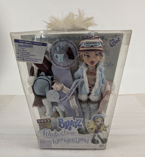 Bratz Wintertime Wonderland Cloe 10in Fashion Doll Outfit & Accessories NIB