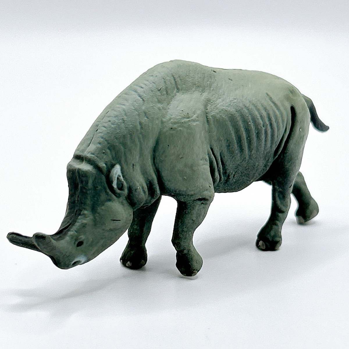 Kaiyodo ChocolateSaurus Japan Dinosaur Brontotherium Mini Figure F