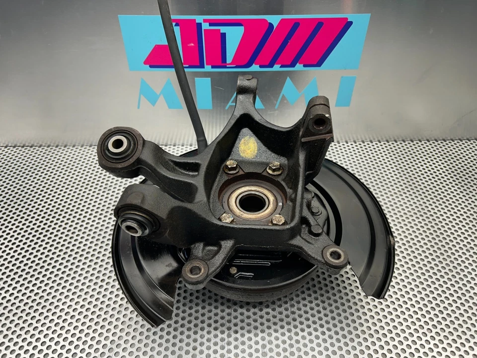 Conjunto de husillo de nudillo trasero derecho Subaru WRX STI 2015-2021 = lado del pasajero Foto 3 de 4