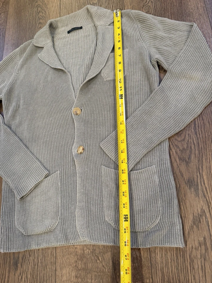 Cardigã Roberto Collina clássico linho linho malha botão frontal tamanho M Itália - Imagem 3 de 4