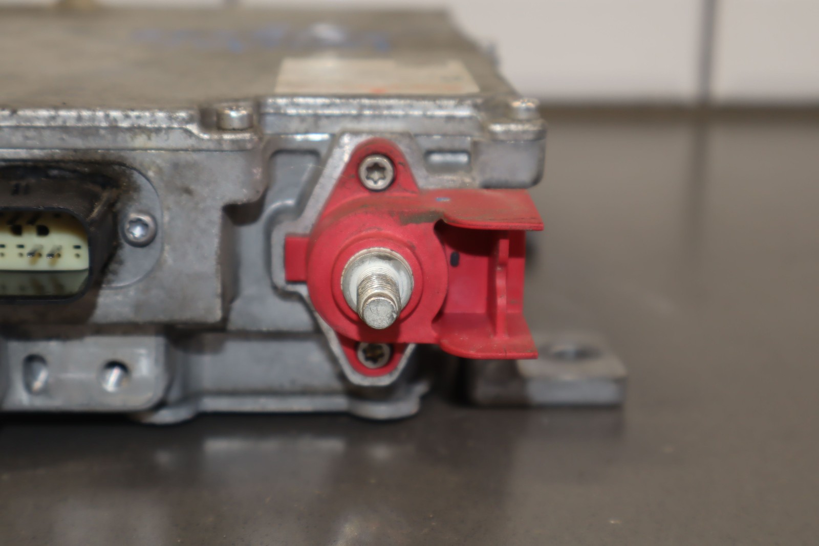 17-24 Chrysler Pacifica Hybrid Voltage Converter Module OEM 05185046AA