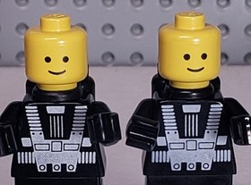 LEGO Vintage 1987 Space: Blacktron I: #6894 Complete, Instr & Xtra Blacktron Fig