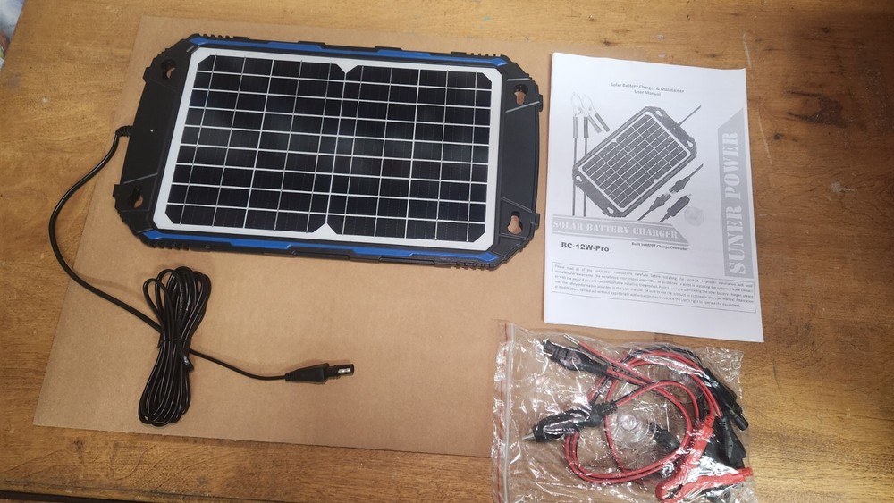 SUNER POWER 12W 12V Waterproof Solar Battery Charger Maintainer