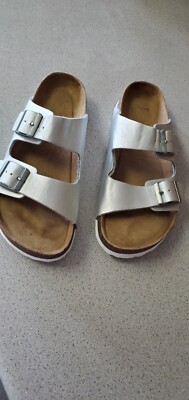PRE-OWNED Silver Jambu Woodstock-Vegan Slide Sandals