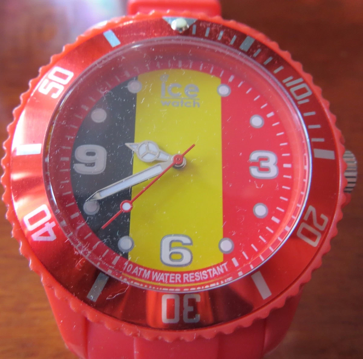 Rode horloge new arrivals