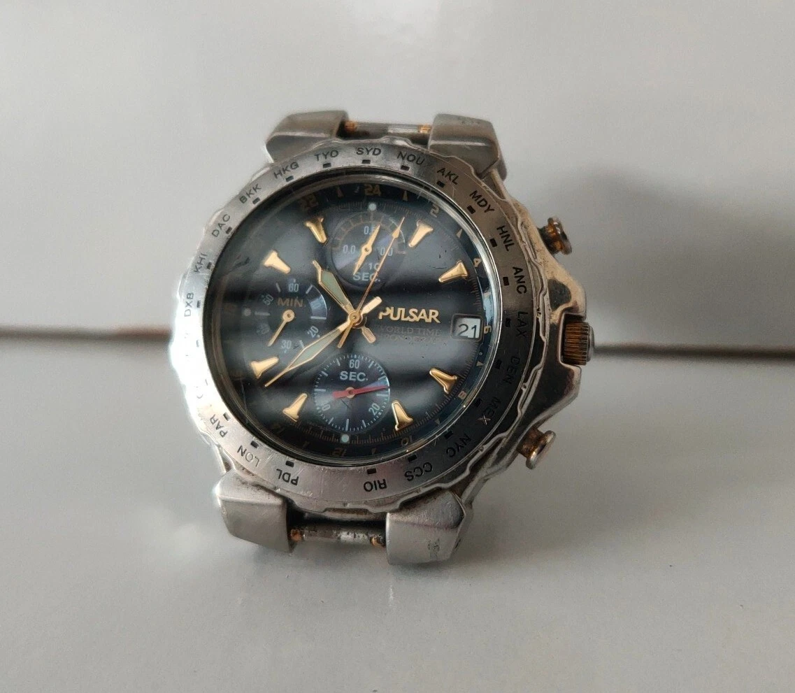 Pulsar world time shop chronograph 100m