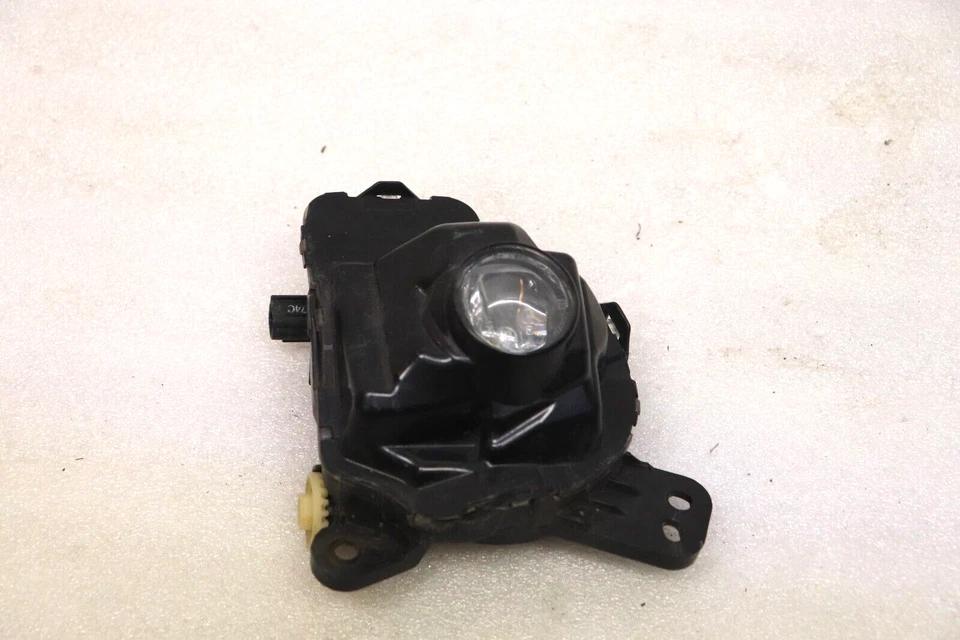 2016-2023 年 MAZDA CX-3 CX-9 左驱动器侧 LED FOGLIGHT 灯原始设备制造商 — 第 2/4 张图片