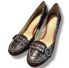 VTG Women's 8M US Johnston Murphy Brown Leather Alligator Print Heels