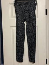 Spanx Women's Mini Leopard Essential Seamless Leggings Size Small NWT