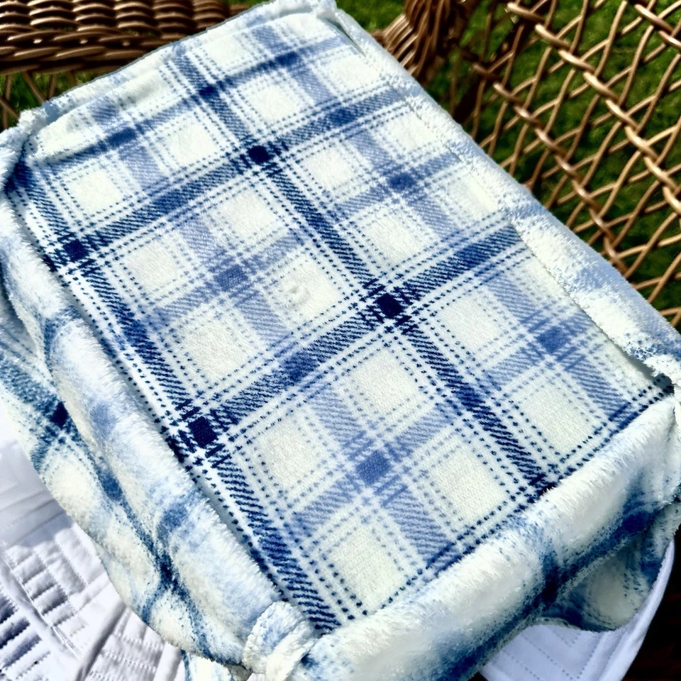 Juego de sábanas NAUTICA King azul estampado a cuadros polar acogedor felpa de 2 lados ultra suave Foto 2 de 4