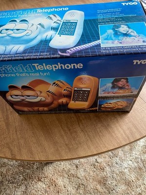 Garfield telephone in original box