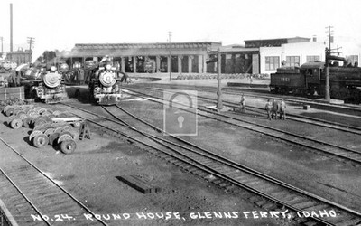 Railroad Train Round House Glenns Ferry Idaho ID - Reprint