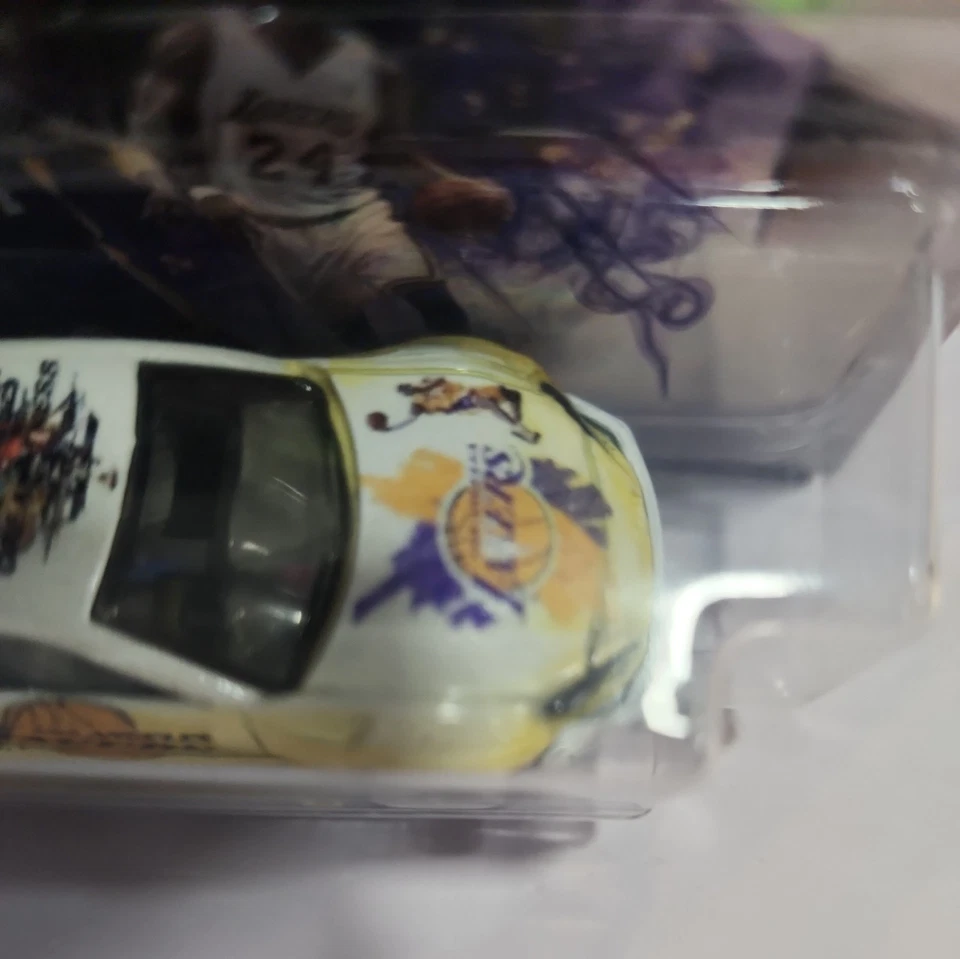 Hot Wheels Custom Subaru BRZ Real Riders 1:64 Diecast Lakers Kobe Custom Foto 4 de 4