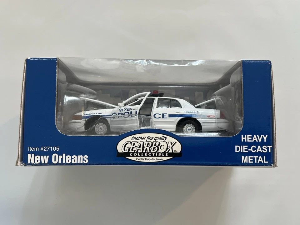 NEW Gearbox 1:43 1999 Ford Crown Victoria New Orleans Police Car Limited Edition - Image 2 of 4
