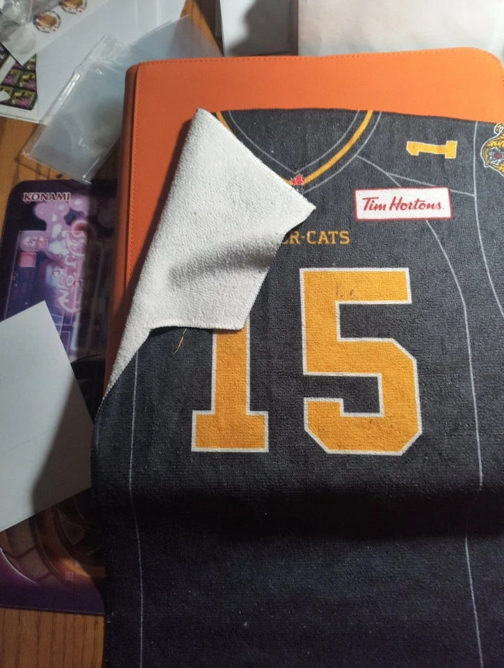 TOALHA DE RALLY EM FORMA DE JERSEY HAMILTON TIGER-CATS - Imagem 2 de 4