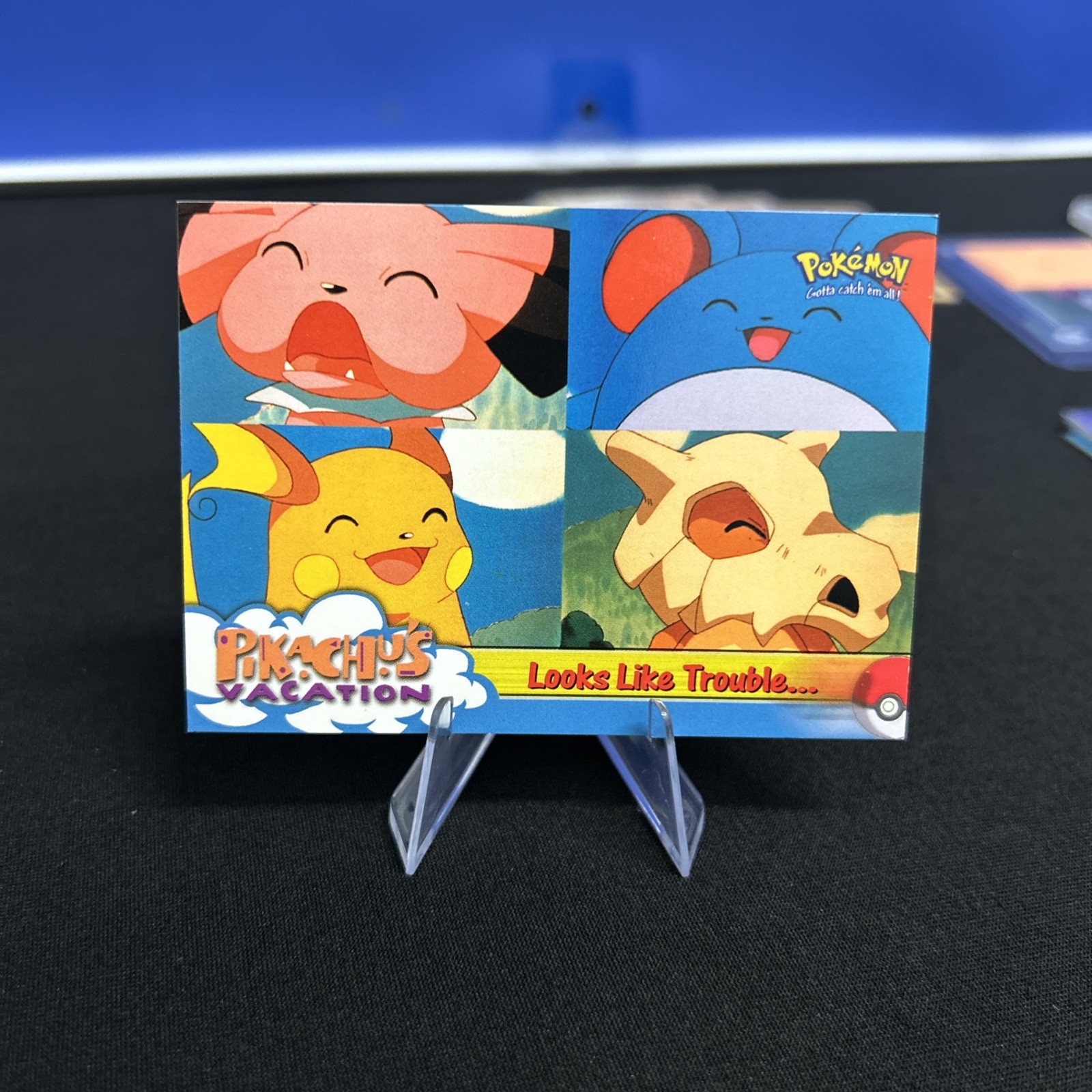 Pokemon Card - Looks Like Trouble... 44 - Pikachu's Vacation - Topps