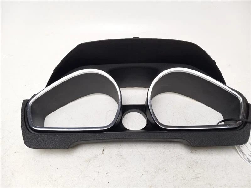 2010 CHEVROLET TRAVERSE INSTRUMENT CLUSTER BEZEL - Image 2 of 4